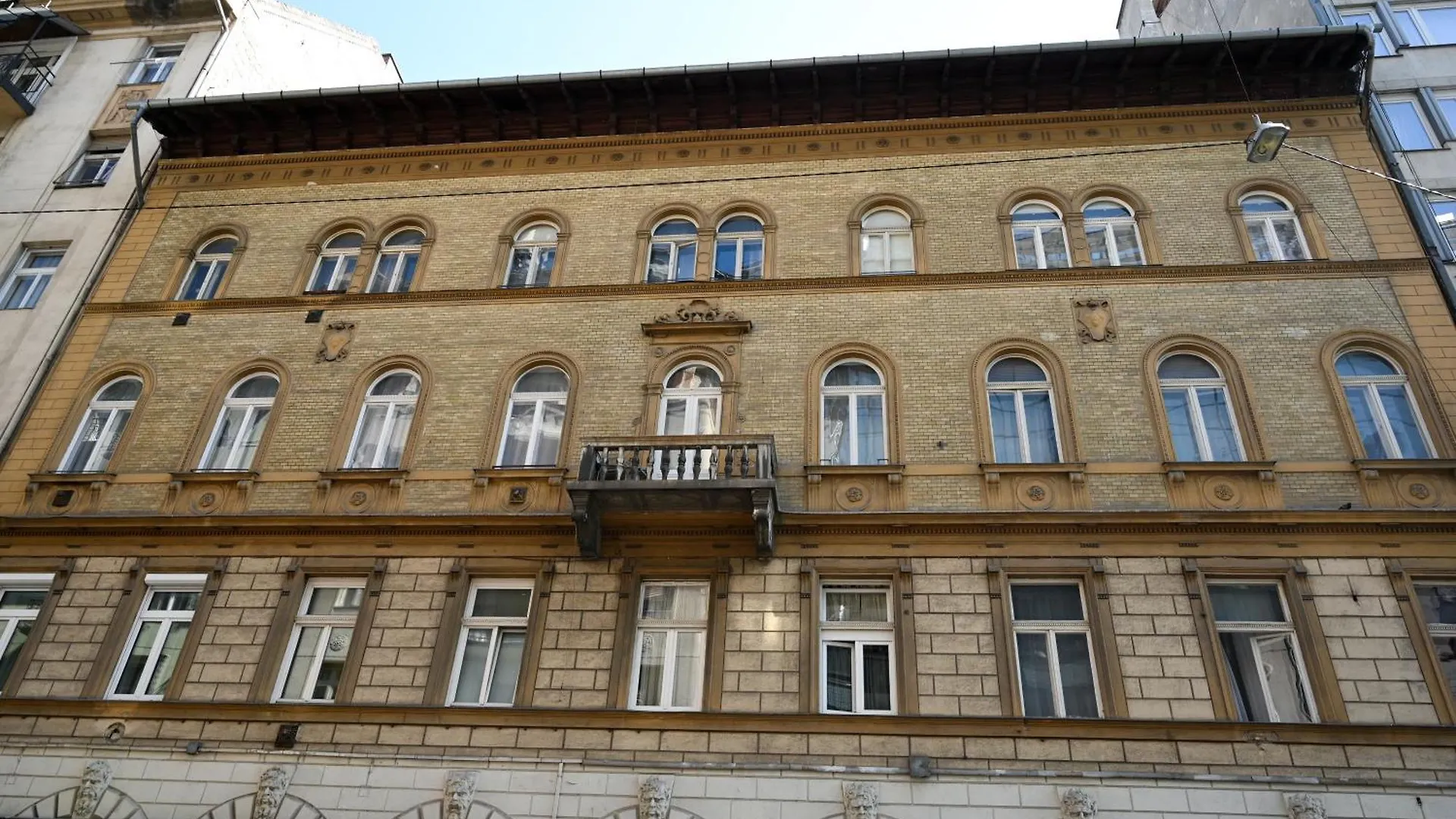 Amethyst Apartments - Acacia 2 Bedroom Budapest